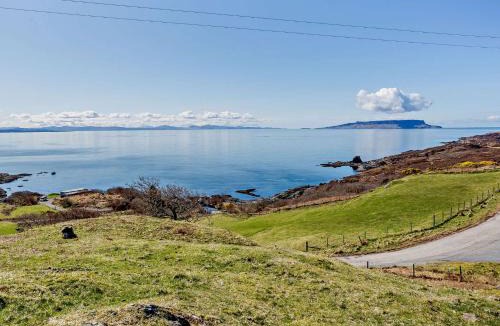 Aird of Sleat House | 3 Bed in Ardvasar CA071
