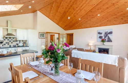 Abernyte Cottage | 3 Bed in Perth (oc-willc)
