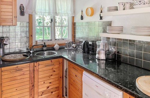 Isle of Arran Cottage | 3 bedroom accommodation in Whiting Bay