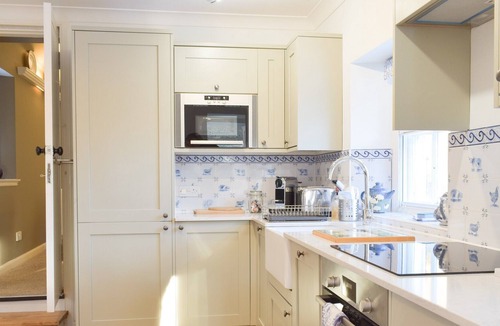 Penicuik Cottage | 3 bedroom accommodation in Nine Mile Burn, near Edinburgh
