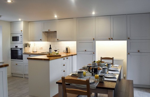Muthill Cottage | 3 bedroom accommodation in Muthill, near Crieff