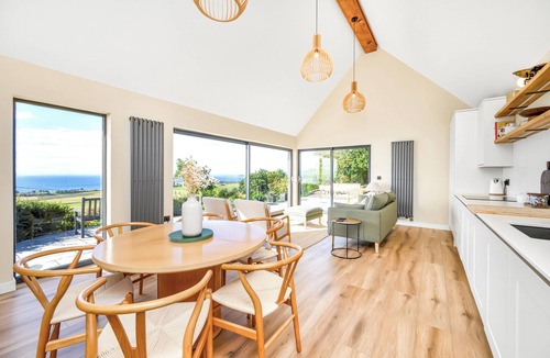 Helmsdale House | 3-bedroom, fully furnished and newly refurbished house, with panoramic views over the Moray Firth.