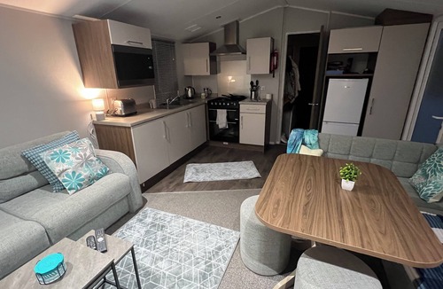 Prestonpans House | 3-bedroom luxury tiny home with WiFi