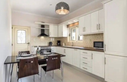 Menegata Villa | 3 bedrooms with stunning mountain views & private pool. 10 minutes from beaches