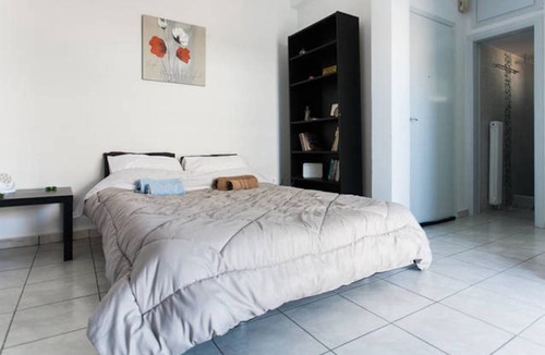 Neos Kosmos Apartment | 30 m² Apartment ∙ 1 guest