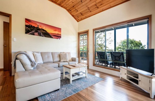 Coles Bay House | 30 m² House ∙ 2 bedrooms ∙ 7 guests