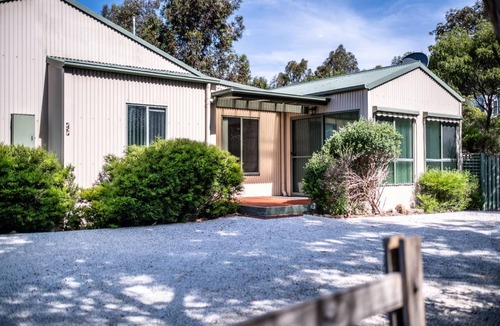 Coles Bay House | 30 m² House ∙ 2 bedrooms ∙ 7 guests