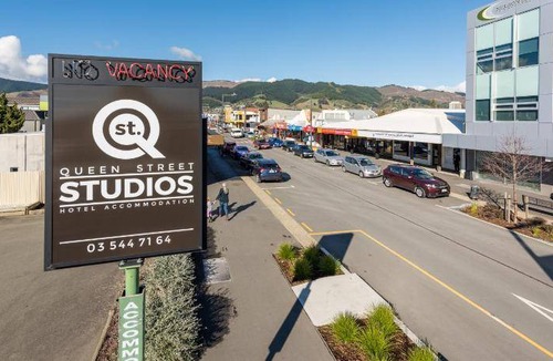 Richmond Hotel | 30 m² Motel ∙ 5 guests