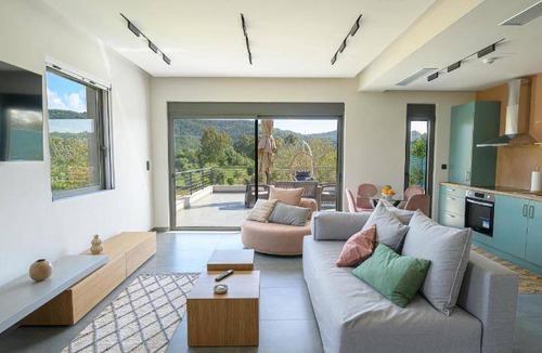 Archea Pissa Apartment | 300 m² Apartment ∙ 5 bedrooms ∙ 15 guests