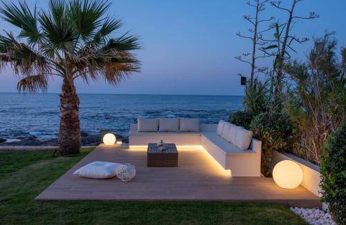 Hersonissos Centre Villa | 300 m² Villa ∙ 5 bedrooms ∙ 14 guests