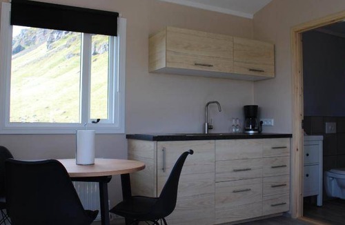 Eyvindarholar Cabin | 35 m² Lodge ∙ 2 bedrooms ∙ 4 guests