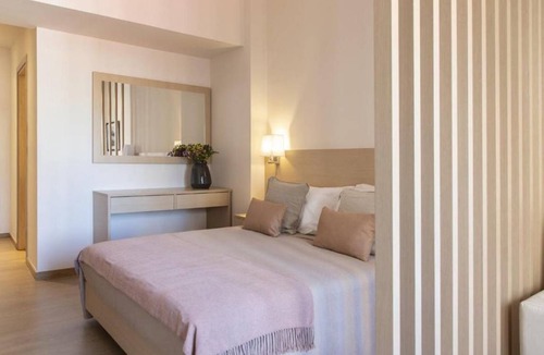 Piraeus Other | 36 m² Accommodation ∙ 2 guests