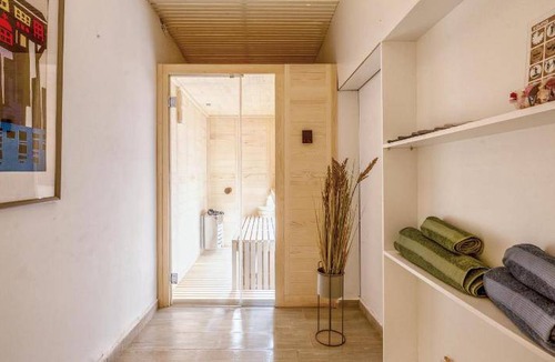 Elliniko Villa | 360 m² Villa ∙ 5 bedrooms ∙ 11 guests