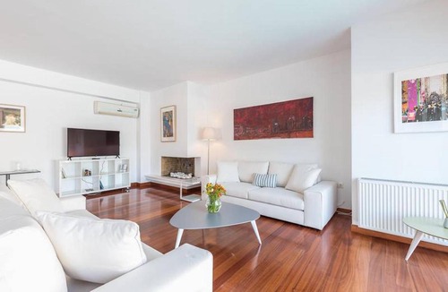 Elliniko Villa | 360 m² Villa ∙ 5 bedrooms ∙ 11 guests