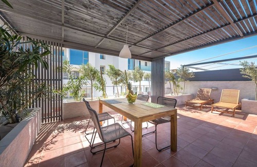 Elliniko Villa | 360 m² Villa ∙ 6 bedrooms ∙ 11 guests