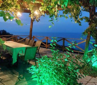Tsagarada Villa | 365 m² Villa ∙ 5 bedrooms ∙ 10 guests