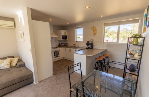 Twizel House | #39 StylishSanctuary · Stylish Holiday Sanctuary - FREE WIFI