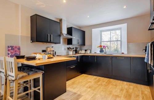 Tummel Bridge House | 4 Bed in Pitlochry 89750