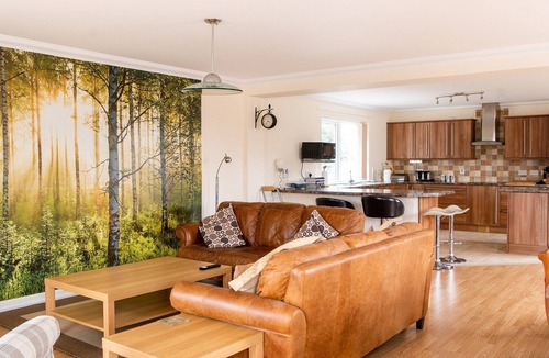 Invergordon Cottage | 4 bedroom accommodation in Kildary, near Invergordon