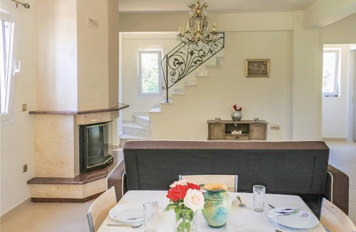 Diakofto House | 4 bedroom accommodation in Diakopto