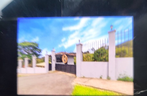 Cartago House | 4-bedroom luxury farm home with spectacular views of the valley.