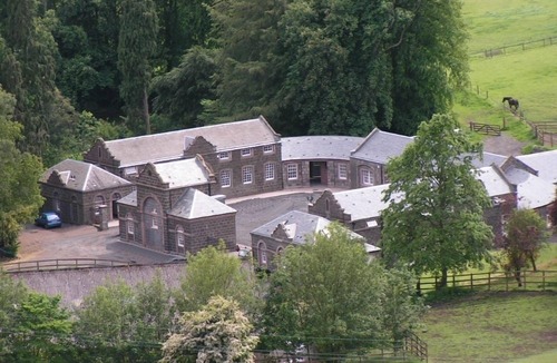 Perth Cottage | 4 star accommodation offering a rural retreat 2 miles from Perth. Pets Welcome