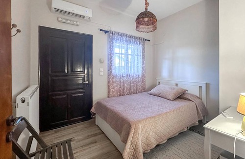 Pyrgos Apartment | 40 m² Apartment ∙ 2 bedrooms ∙ 5 guests