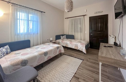 Pyrgos Apartment | 40 m² Apartment ∙ 2 bedrooms ∙ 5 guests