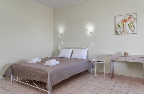 Kiparissia Apartment | 40 m² Studio flat ∙ 1 bedroom ∙ 4 guests