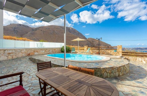 Megala Chorafia Villa | 410 m² Villa ∙ 9 bedrooms ∙ 19 guests