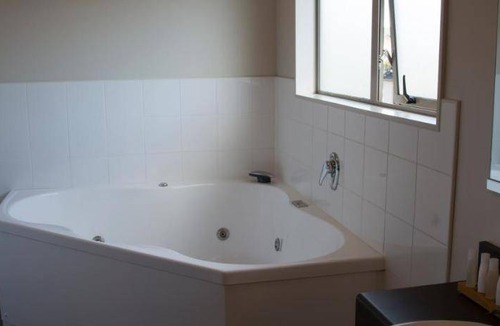 Fenton Street Hotel | 42 m² Motel ∙ 127 guests