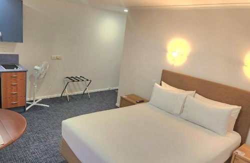 East Tamaki Hotel | 44 m² Motel ∙ 2 bedrooms ∙ 4 guests