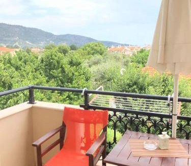 Chrisi Akti Apartment | 45 m² Apartment ∙ 4 guests