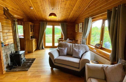 Aberchirder Ski Chalet | 45 m² Chalet ∙ 2 bedrooms ∙ 7 guests