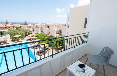 Old Hersonissos Apartment | 48 m² Serviced apartment ∙ 127 guests