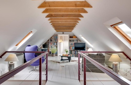 Selkirk House | 5 Bed in Selkirk oc-tower