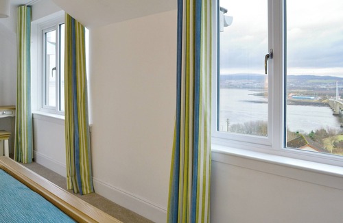North Kessock Cottage | 5 bedroom accommodation in Craigton, near Inverness