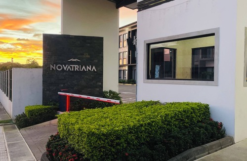 Alajuela Condo | 5 minutes from Airport | Transfer ($) | Pool | Gym | Full condo