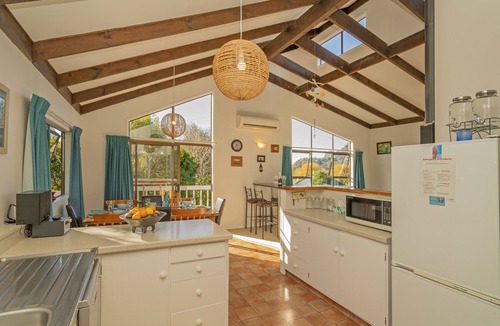 Tairua House | 5 o'clock Somewhere - Tairua Holiday Home