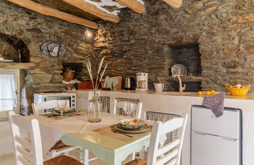 Andros Town House | 50 m² House ∙ 1 bedroom ∙ 3 guests