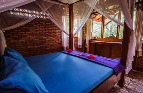 Bukit Lawang Cabin | 50 m² Lodge ∙ 2 bedrooms ∙ 5 guests