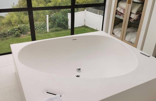 Dunedin Villa | 500 m² Villa ∙ 4 bedrooms ∙ 8 guests
