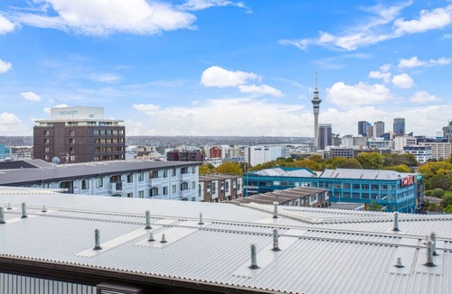 Grafton Apartment | 502/5 Hohipere Street, Grafton, Auckland 1010