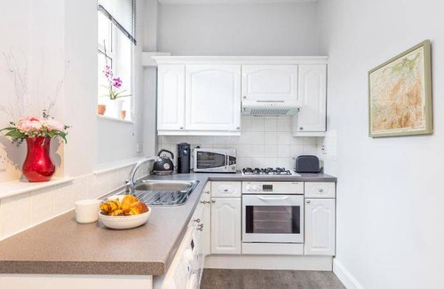 Peebles Apartment | 52 m² Apartment ∙ 1 bedroom ∙ 3 guests