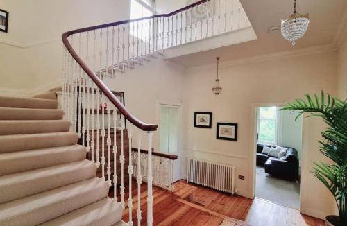 Prestonpans Villa | 549 m² Villa ∙ 5 bedrooms ∙ 11 guests