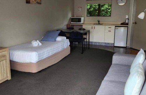 Tahunanui Hotel | 60 m² Motel ∙ 3 bedrooms ∙ 6 guests