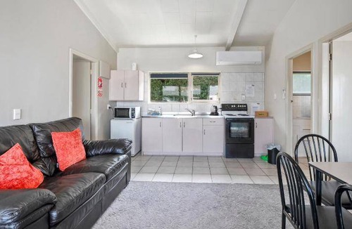 Ngongotaha Hotel | 63 m² Motel ∙ 2 bedrooms ∙ 6 guests