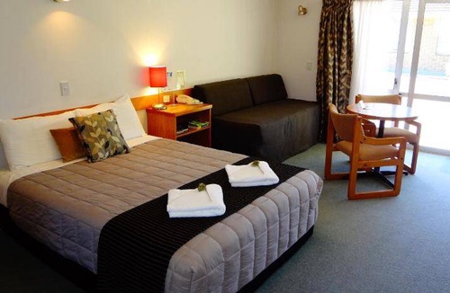 Riccarton Hotel | 63 m² Motel ∙ 2 bedrooms ∙ 6 guests