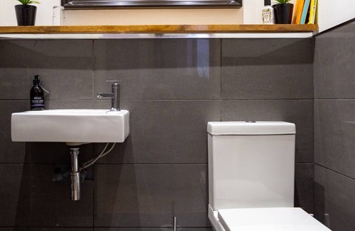 Tollcross Apartment | 65 m² Apartment ∙ 3 bedrooms ∙ 5 guests