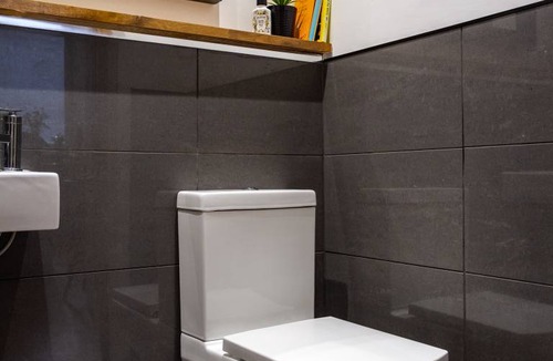 Tollcross Apartment | 65 m² Apartment ∙ 3 bedrooms ∙ 5 guests